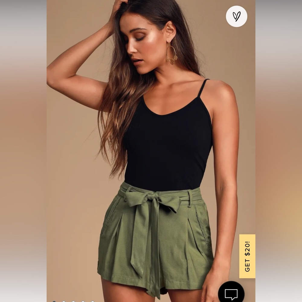 Lulu’s soft belted shorts
